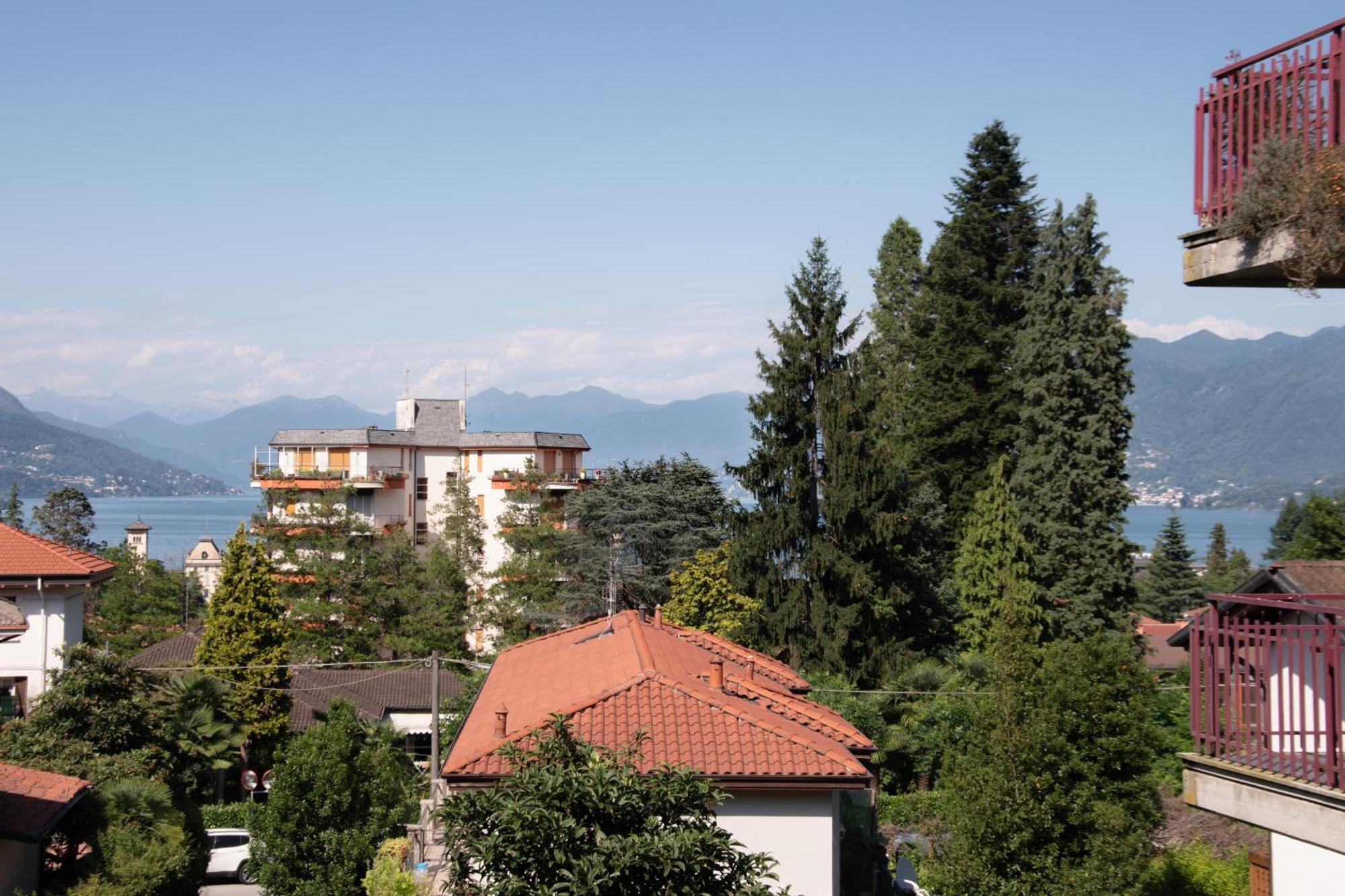 Marnhouse Stresa Lake View Bagian luar foto